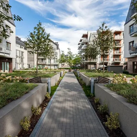 Aqua 27 Premium Nearby *