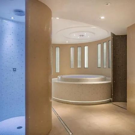 Aqua 27 Premium Nearby * Svinoústí